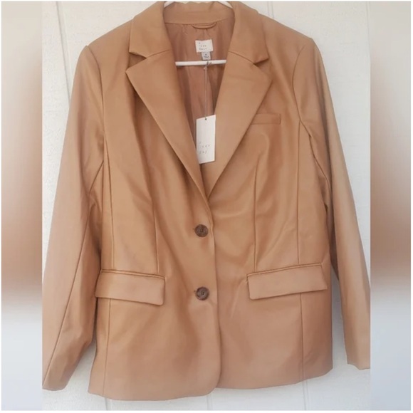 NWT Nude beige camel faux leather blazer - Picture 3 of 3